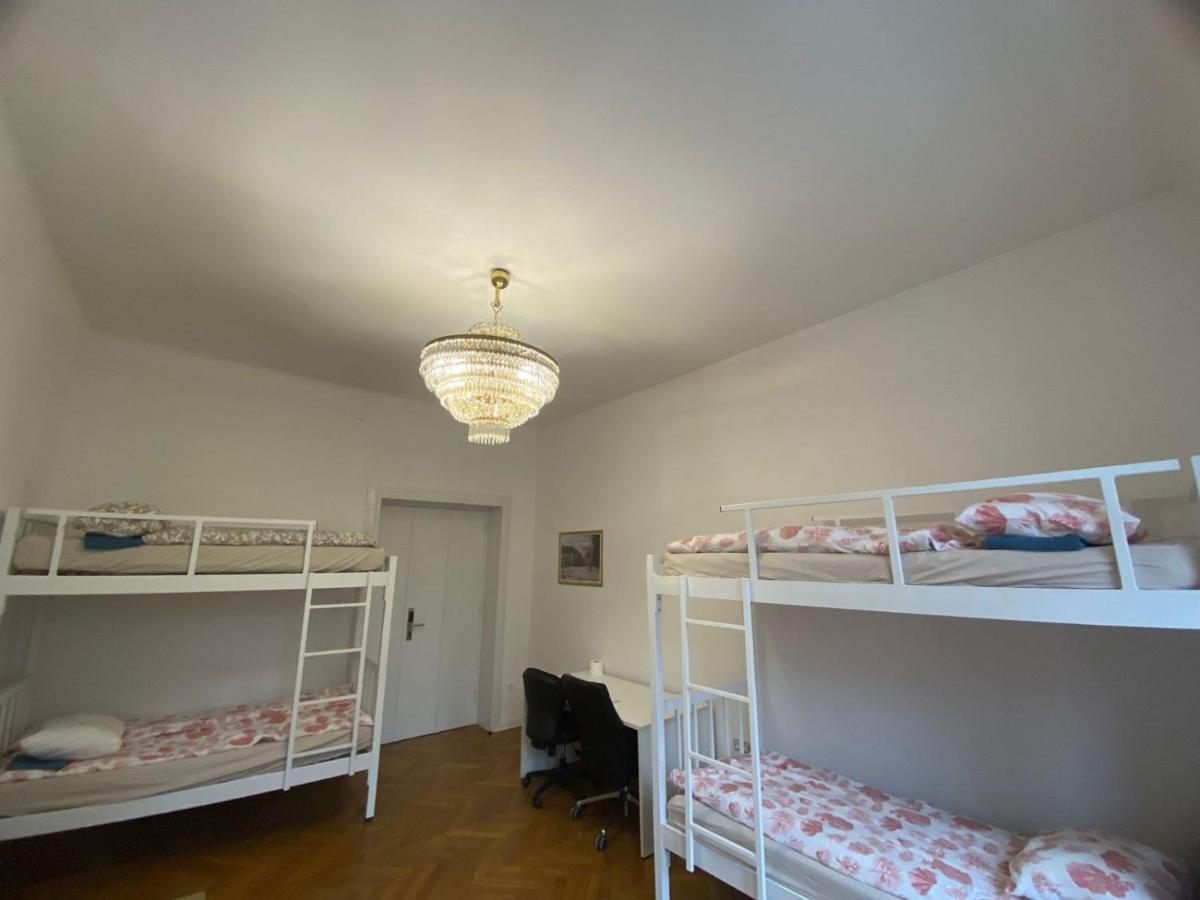 Rooms Miklosiceva Любляна Екстер'єр фото