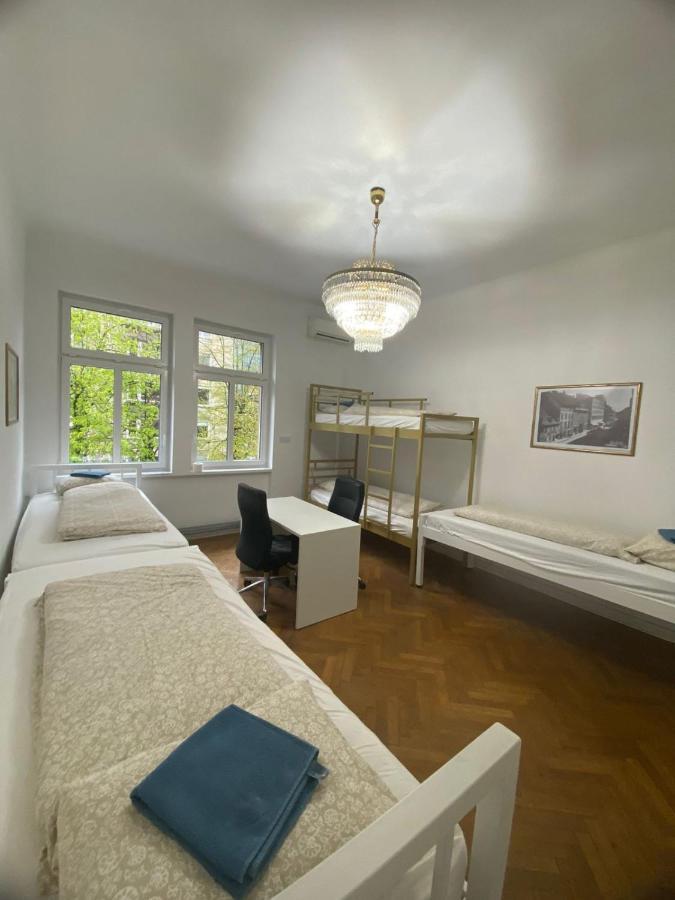Rooms Miklosiceva Любляна Екстер'єр фото