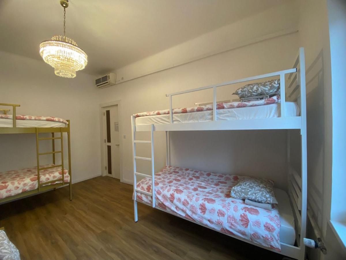 Rooms Miklosiceva Любляна Екстер'єр фото