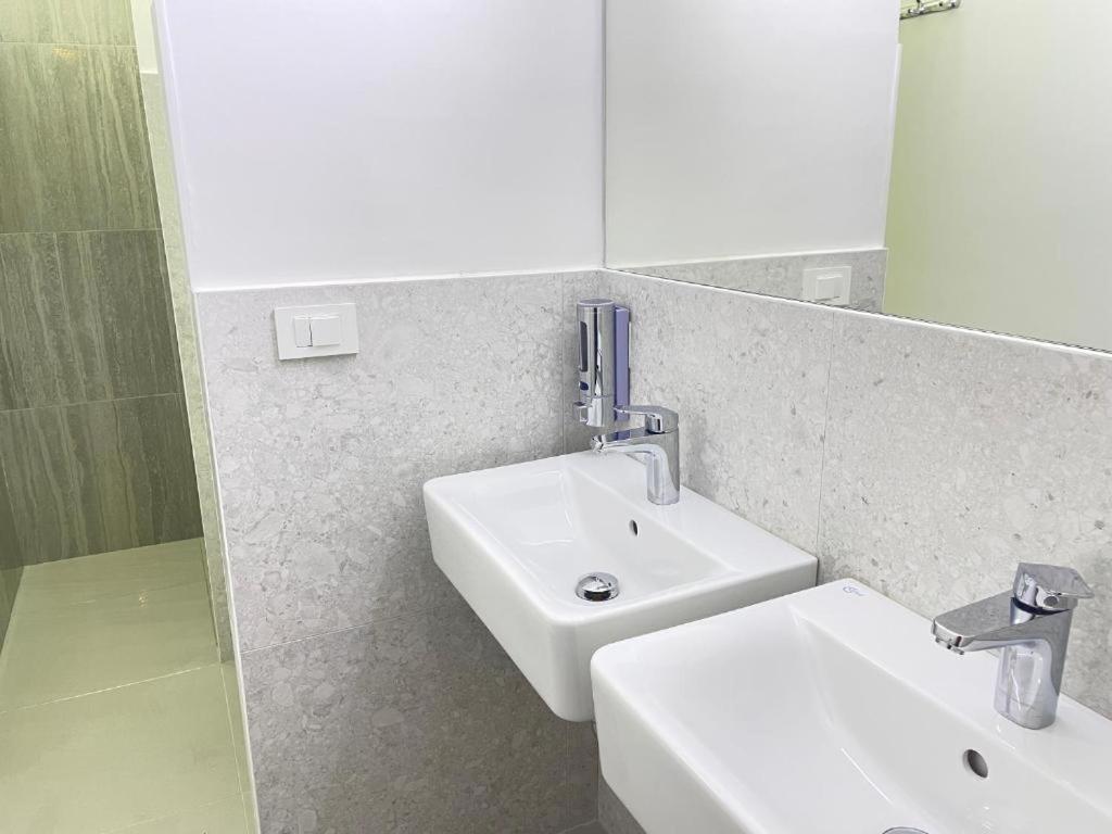 Rooms Miklosiceva Любляна Екстер'єр фото