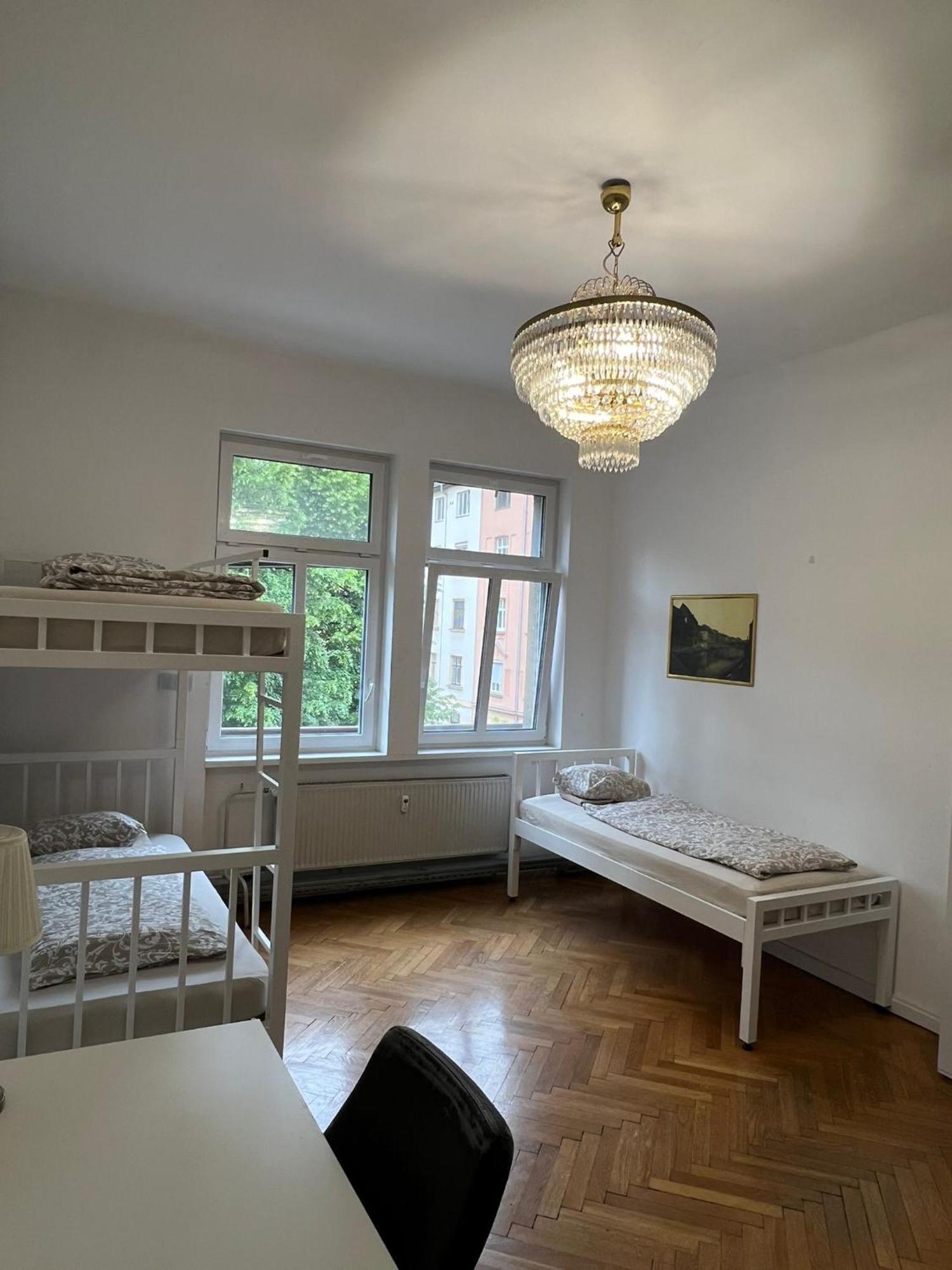 Rooms Miklosiceva Любляна Екстер'єр фото