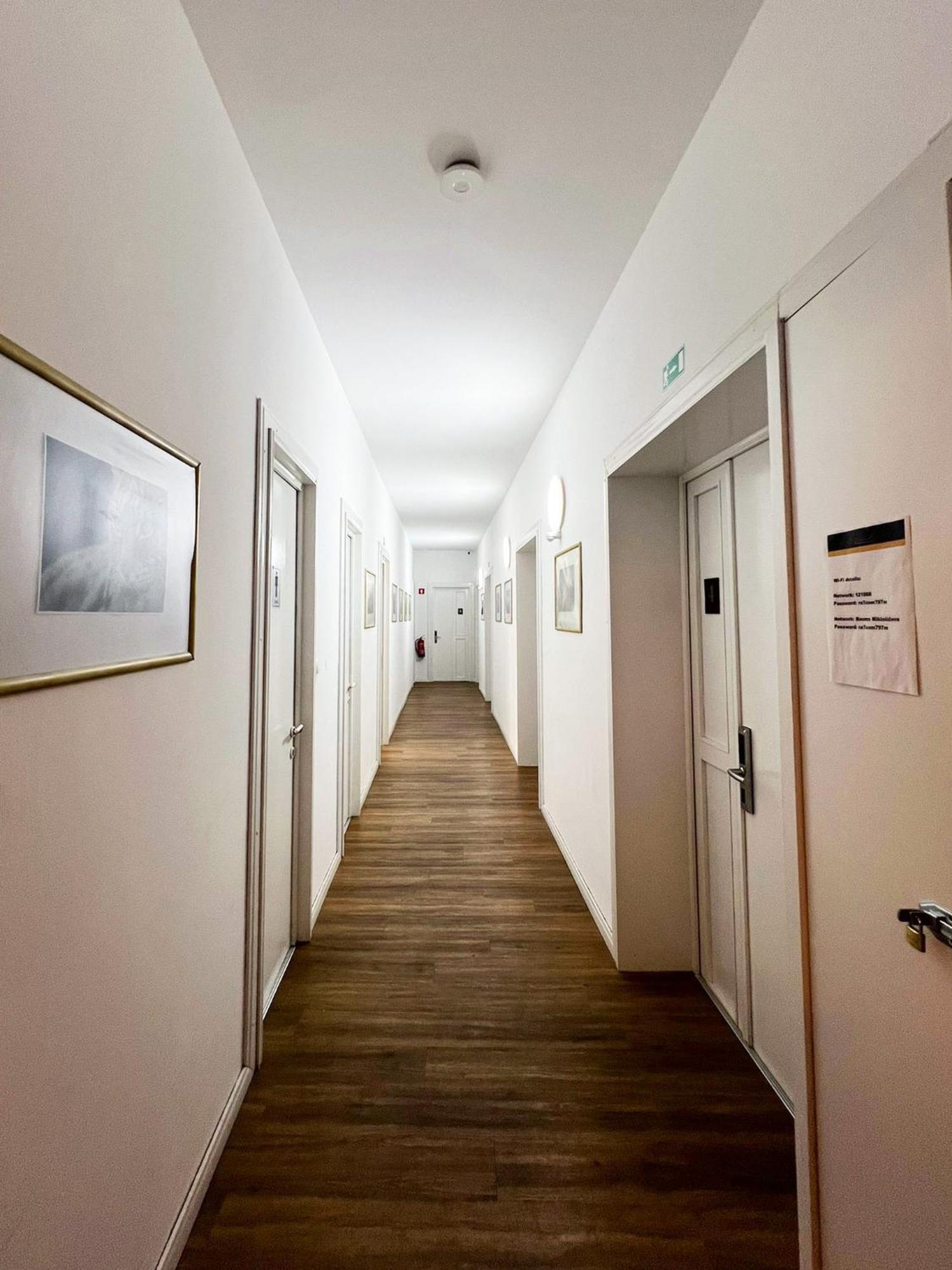 Rooms Miklosiceva Любляна Екстер'єр фото
