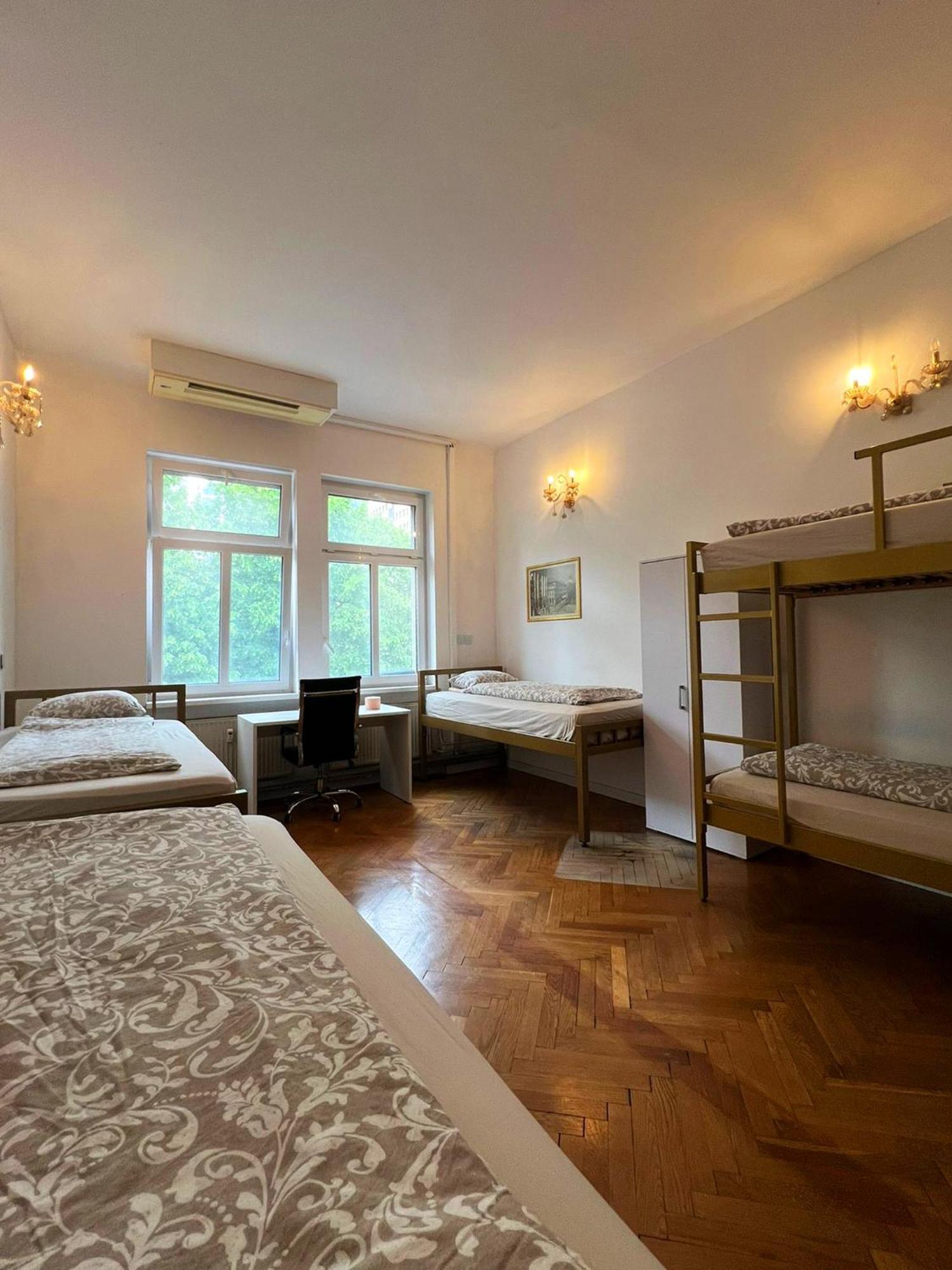 Rooms Miklosiceva Любляна Екстер'єр фото