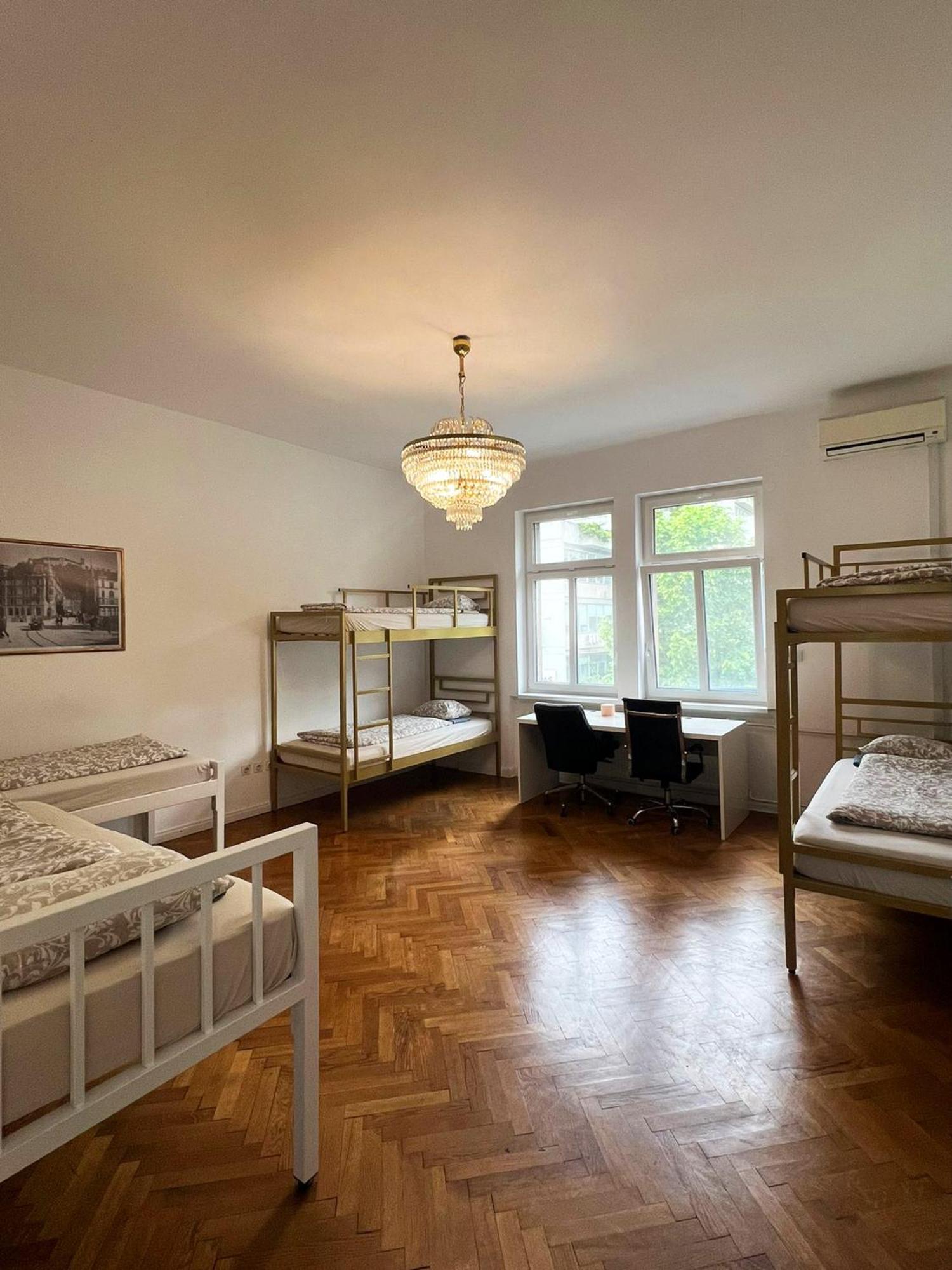 Rooms Miklosiceva Любляна Екстер'єр фото